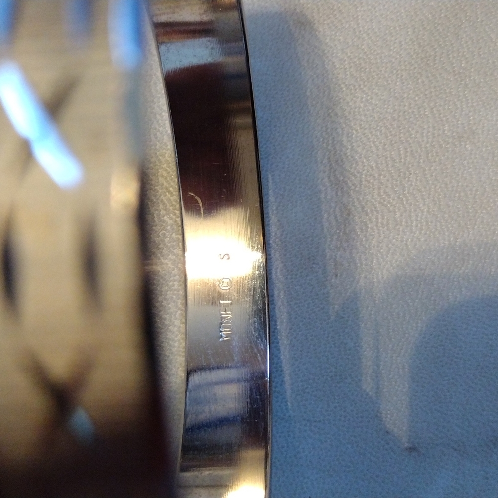 Monet, beautiful faux silver bracelet. - Picture 4 of 5